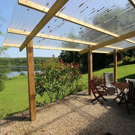 Lakeside - Familiy, Golfing & Fishing * Milltown (Cavan)